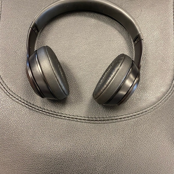 Headphones beats